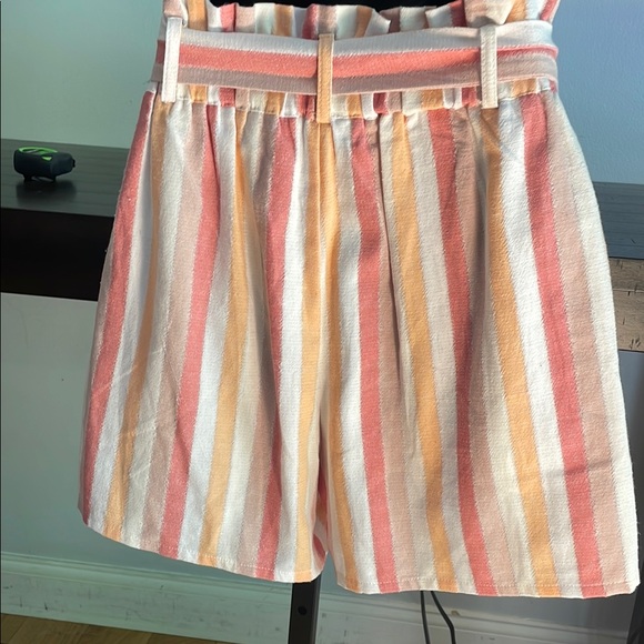 ⭐️ 5 items for $15 ⭐️ Miami Striped Peach and Coral Women's Paper Bag Shorts - Picture 6 of 7